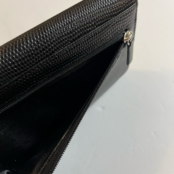 LODIS textured checkbook wallet (Flaws! Please read) - Picture 6 of 8
